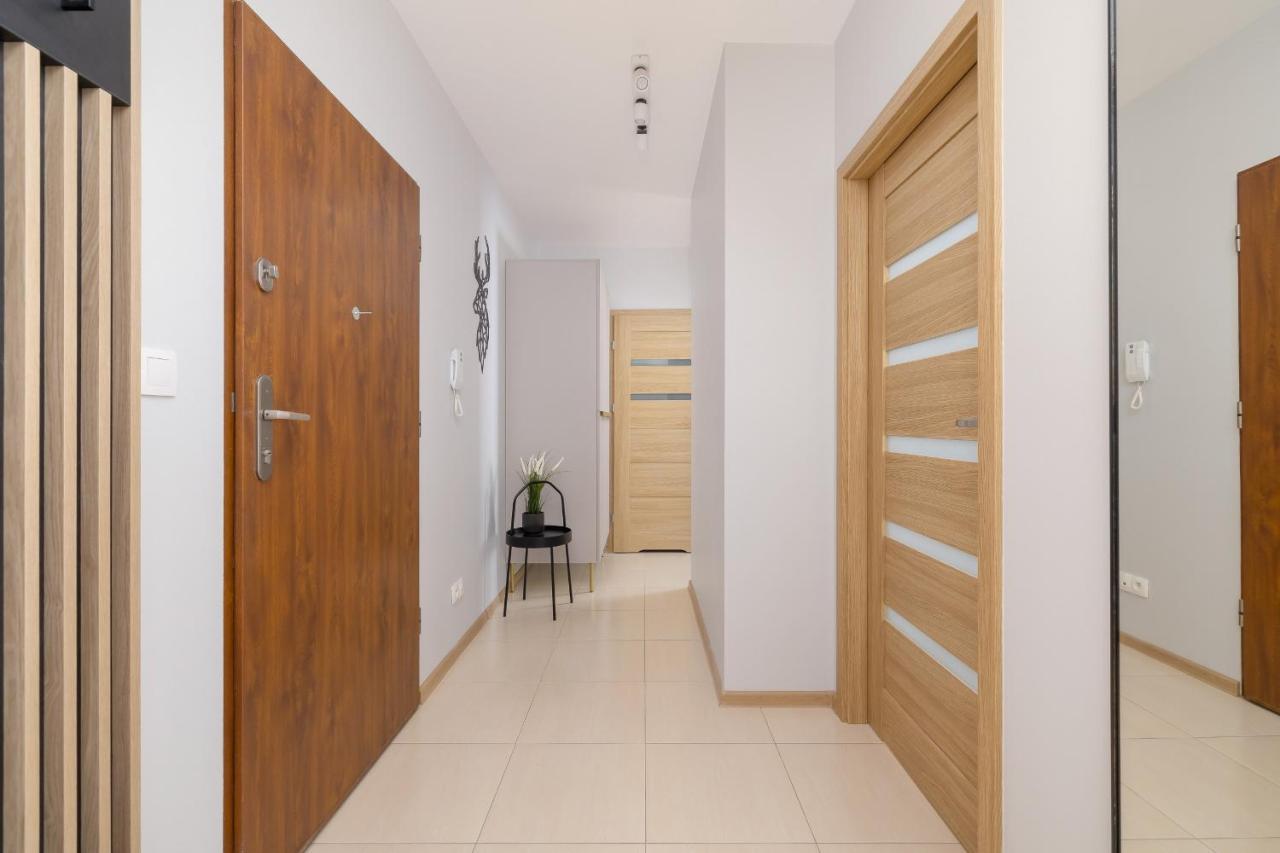 Osiedle Avia Harmonious Apartment With Balcony & Parking Cracow By Renters Prestige Краков Экстерьер фото