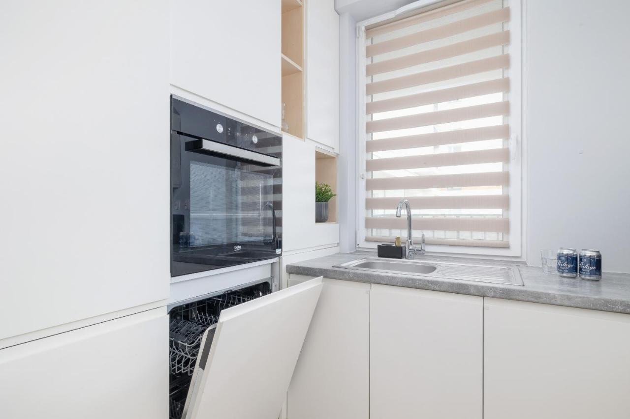 Osiedle Avia Harmonious Apartment With Balcony & Parking Cracow By Renters Prestige Краков Экстерьер фото